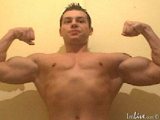 BrandonMuscle - 21 years Muscular Mediterranean Male